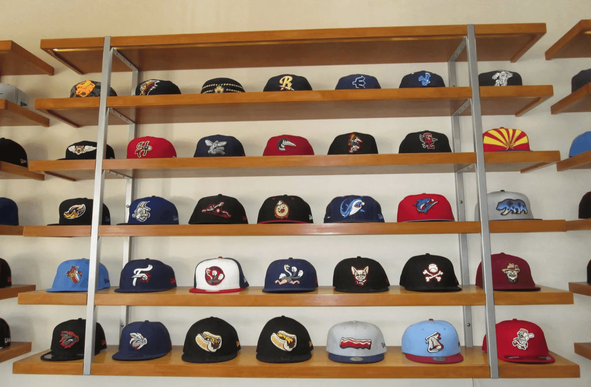 Custom Cap Manufacturers | Best 9 Sourcing Checks