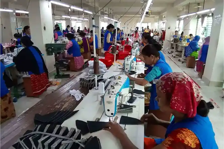 Custom Dad Hat Manufacturer in Bangladesh